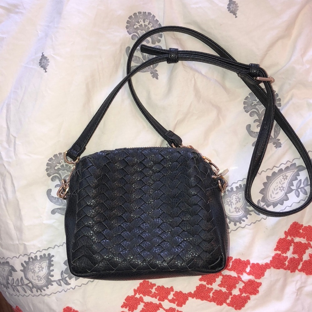 Black crossbody purse🤗